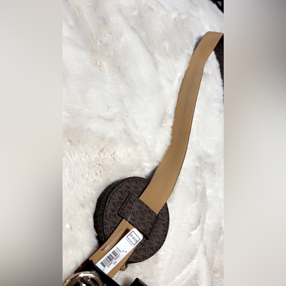 MICHAEl Michael Kors logo belt with coin pouch - Picture 3 of 5